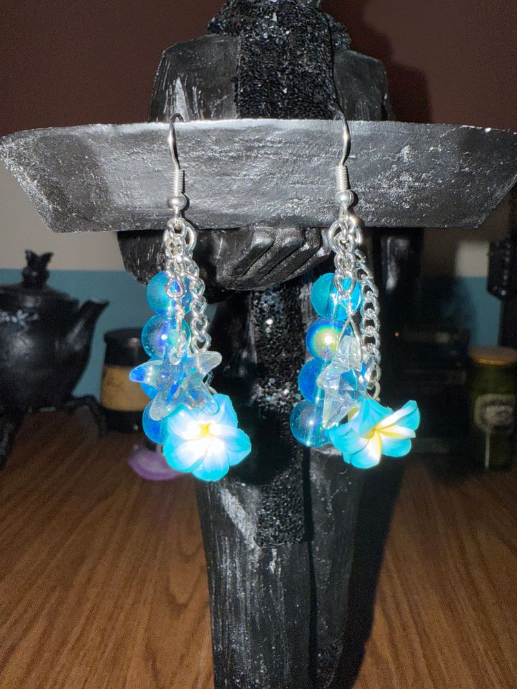 Blue Hawaii earrings 